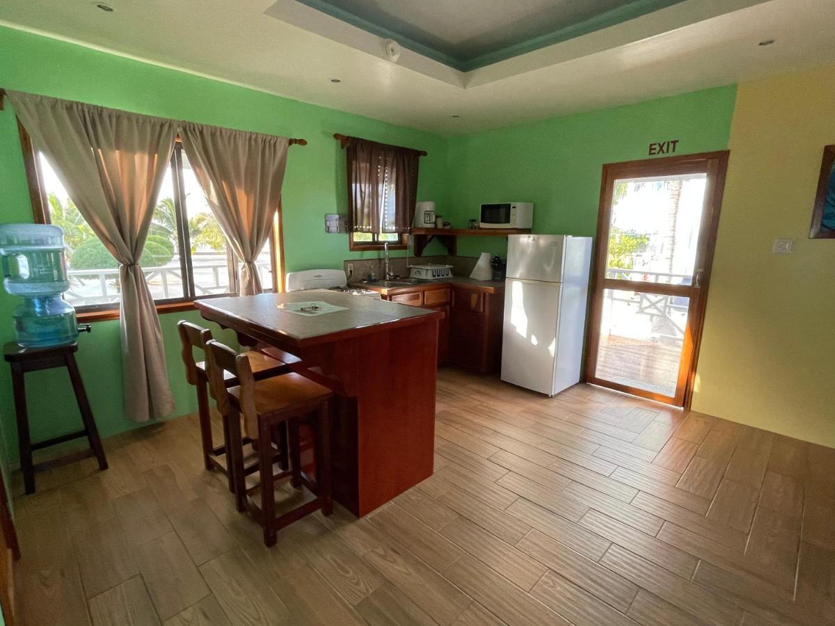 Hidden Treasure Vacation Home Blue Bay Cottage Caye Caulker Exterior photo